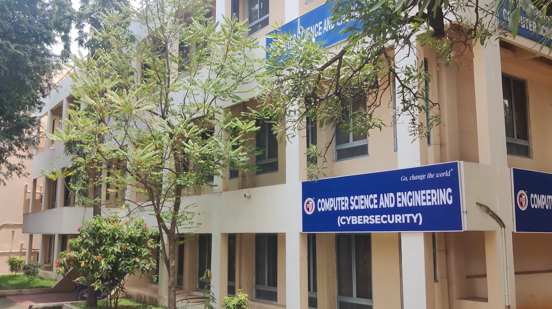 RVCE campus photo 4